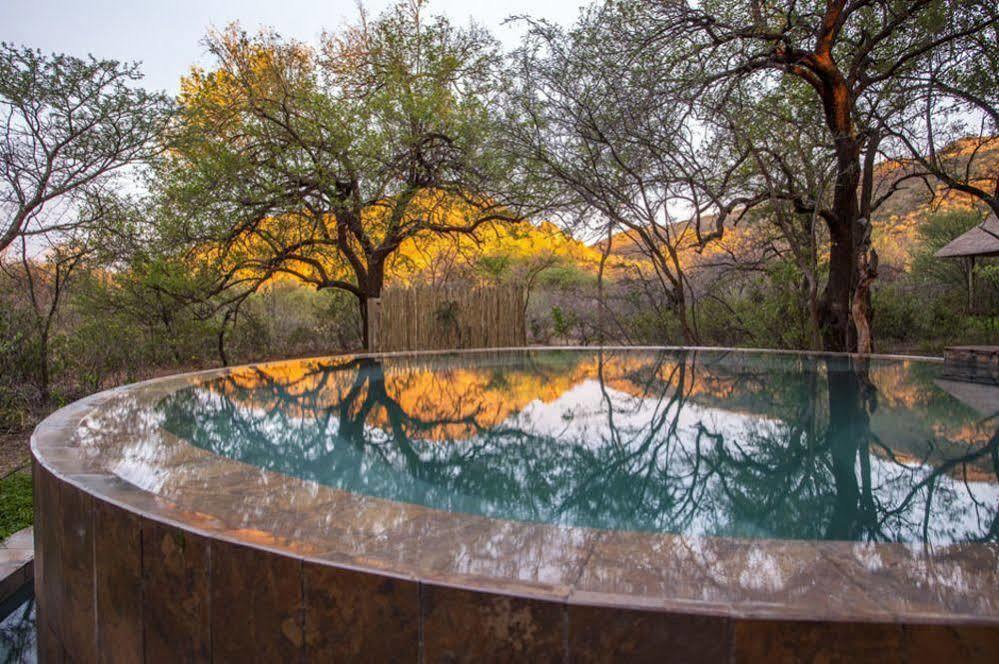 Tambuti Lodge Pilanesberg Bagian luar foto